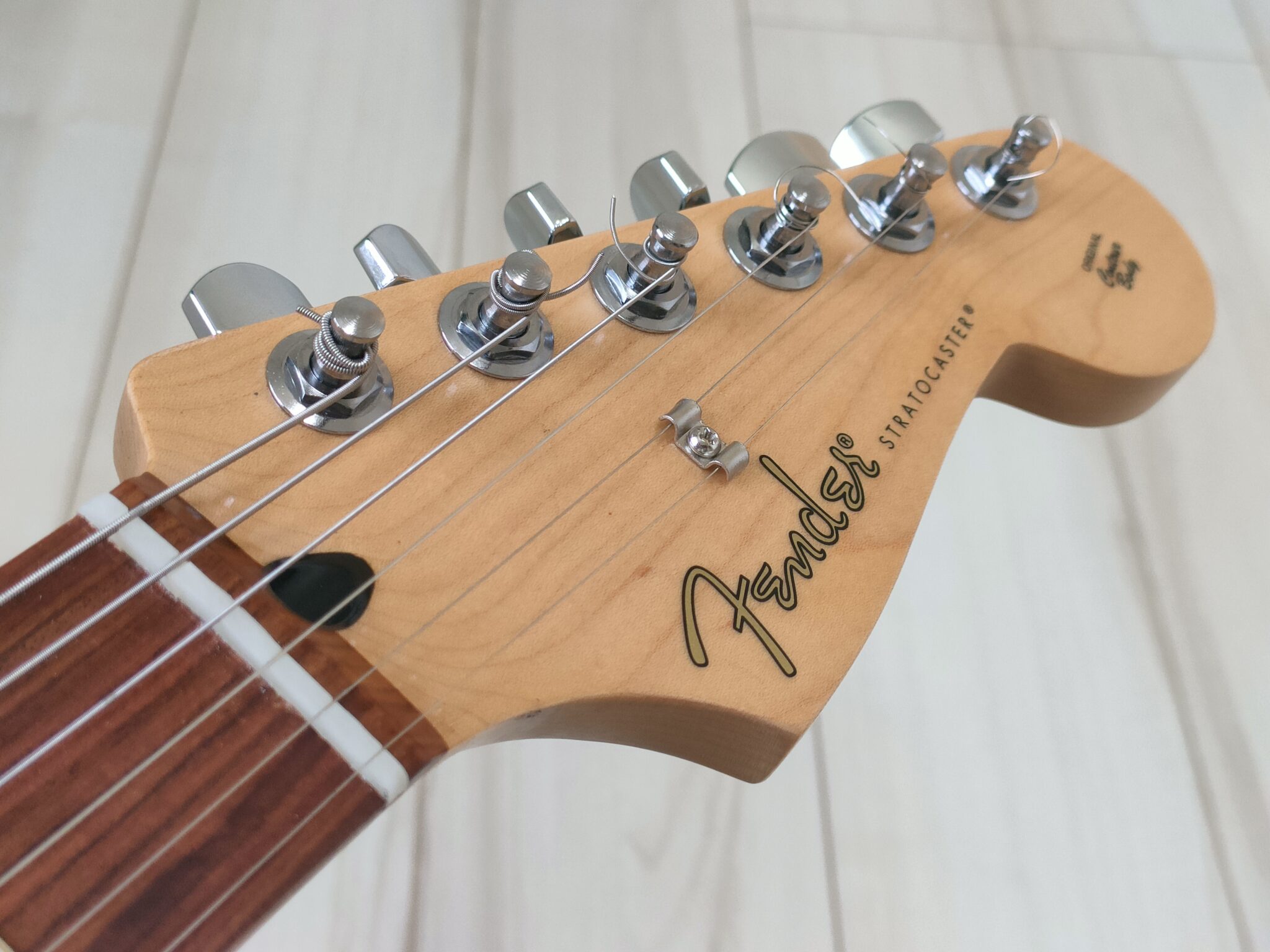 Fenderのスパロゴヘッド