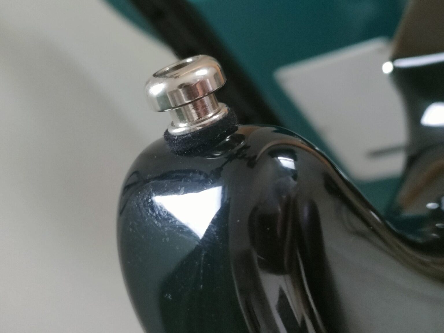 【ERNIE BALL ( アーニー・ボール )4600 Strap Lock】ストラップロックピンが超便利！エレキギター初心者にもおすすめのパーツを詳しくご紹介 AYG