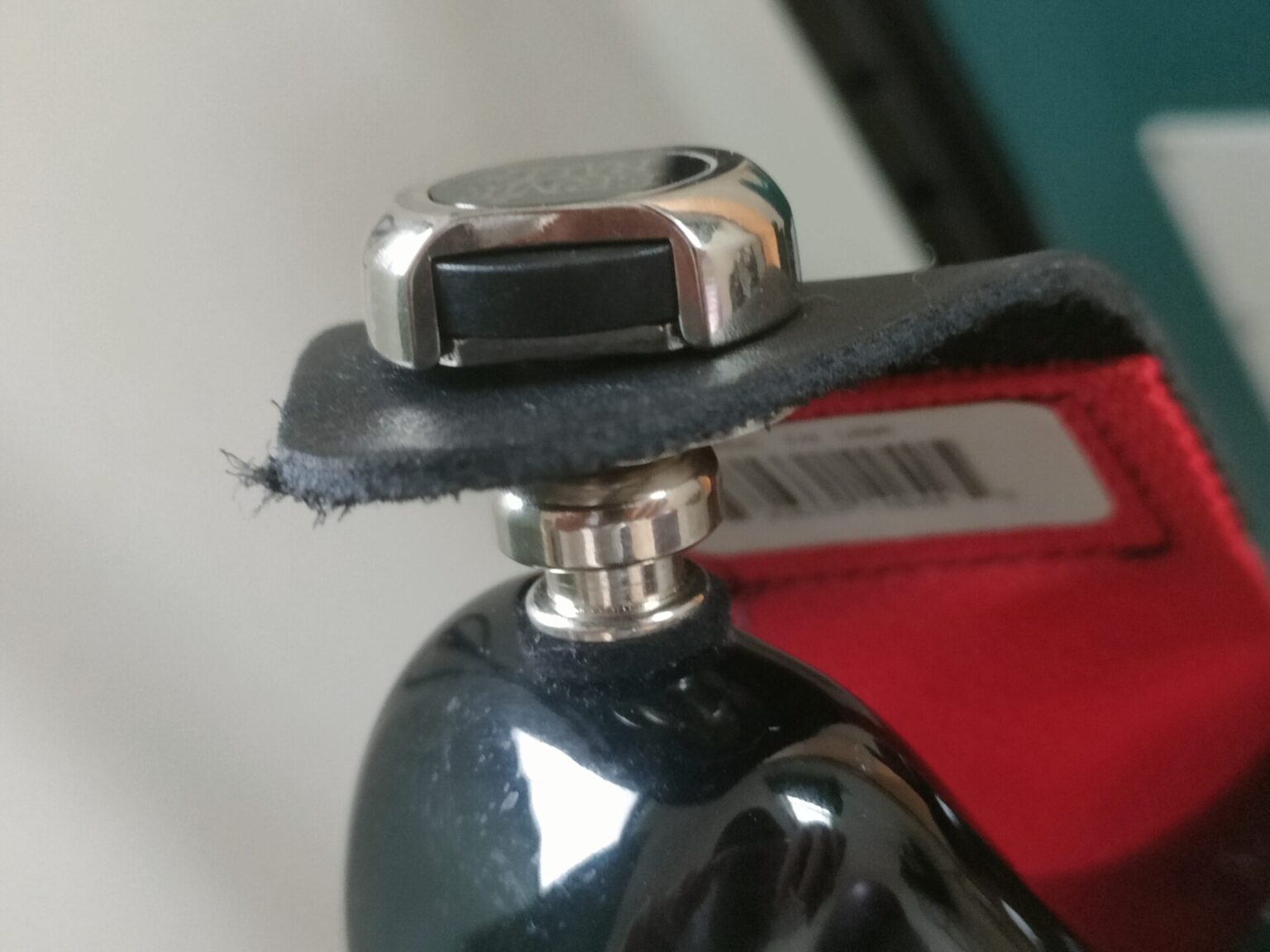 【ERNIE BALL ( アーニー・ボール )4600 Strap Lock】ストラップロックピンが超便利！エレキギター初心者にもおすすめのパーツを詳しくご紹介 AYG