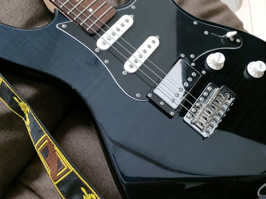 YAMAHA pacifica 212 ぼっちざろっく 後藤ひとり仕様 - エレキギター