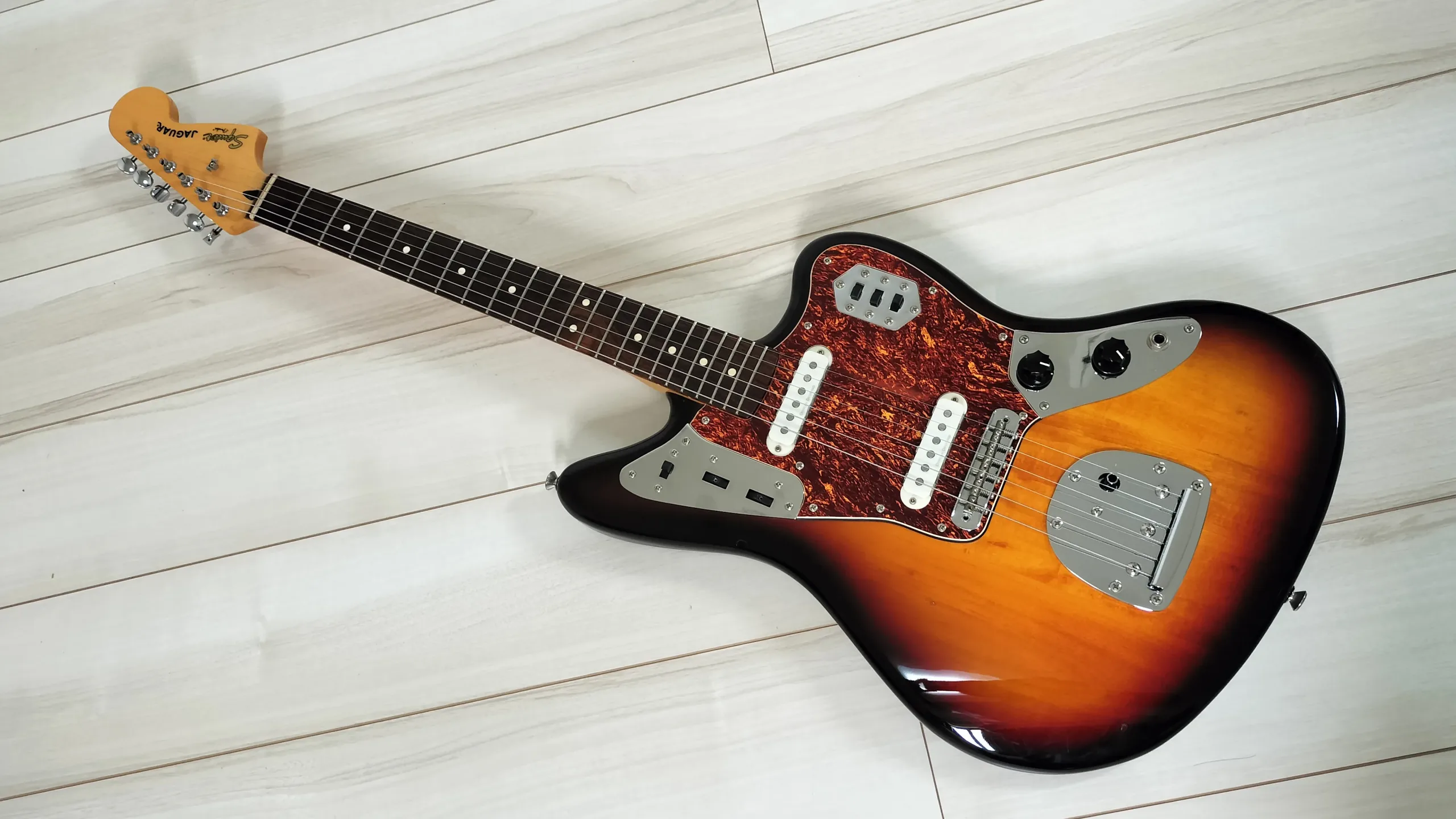 2024福袋】 VM Fender by Squier JAGUAR ジャガー HH ギター ...