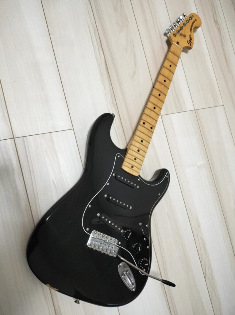 Squier by Fender CST-45