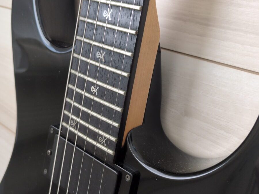 Edwards MR-85 Kirk Hammett Black