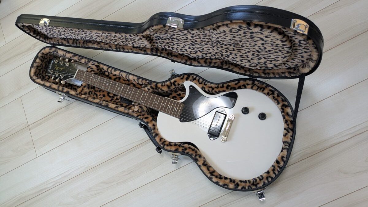 Epiphone Billie Joe Armstrong Les Paul Juniorをレビュー 